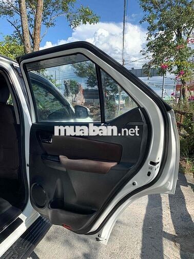 Toyota Fortuner 2019 2.4G 4x2 MT - 110000 km