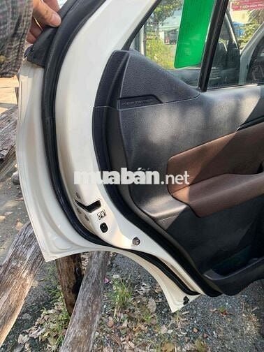 Toyota Fortuner 2019 2.4G 4x2 MT - 110000 km