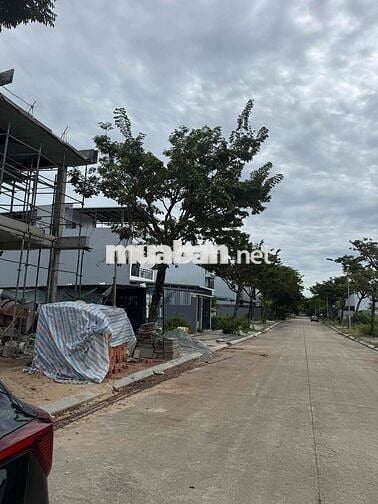 Bán đất chính chủ vị trí đẹp giá tốt