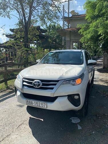 Toyota Fortuner 2019 2.4G 4x2 MT - 110000 km