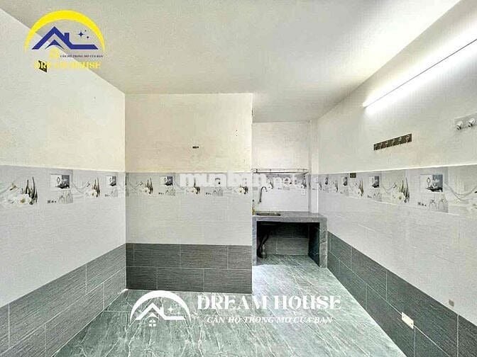 phòng dạng 1 trệt 1 lửng - Gần ngã tư gò mây - Ngay lê trọng tấn