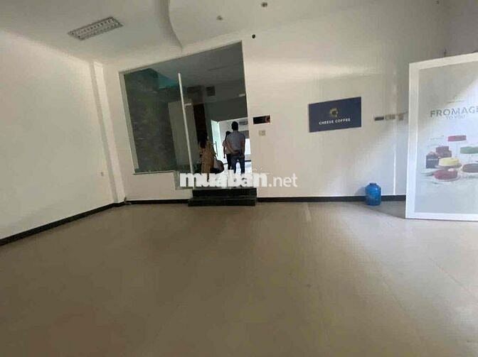 CCHO THUÊ VILLA 860A NGUYỄN GIA TRÍ PHƯỜNG 25 QUẬN BÌNH THẠNH