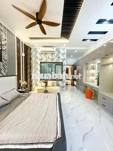 NHÀ TRỆT 3 LẦU MỚI ĐẸP -  CÓ HẺM MƯƠNG HỞ BÊN HÔNG CỰC KÌ THOÁNG MÁT -