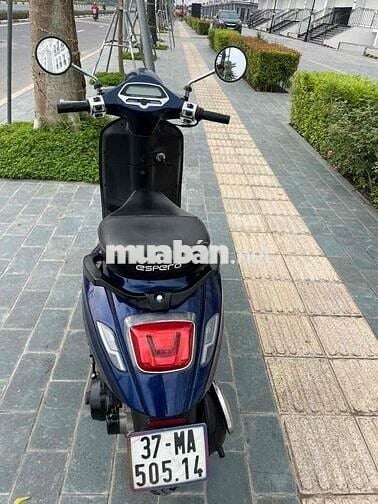 Thanh lý Vecpa 50cc học sinh không cần bằng lái