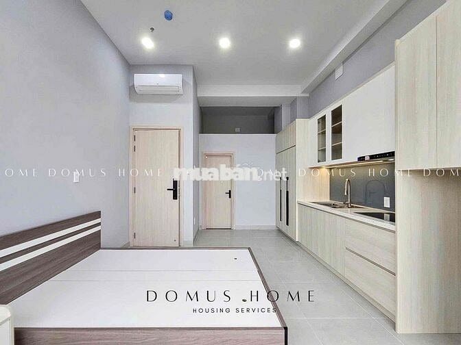 STUDIO BAN CÔNG FULL NỘI THẤT NGAY CÁCH MẠNG THÁNG 8