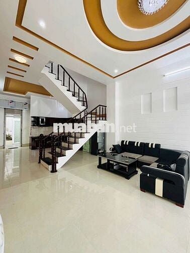 CHO THUÊ NHÀ:
TRỆT 1 LẦU & SÂN THƯỢNG MỚI ĐẸP
- SẴN NỘI THẤT