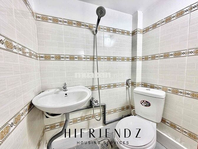 TRỐNG SẴN 2P MỚI XÂY - GÁC CAO - SẴN MÁY LẠNH - GẦN CHỢ BTĐ - AN NINH