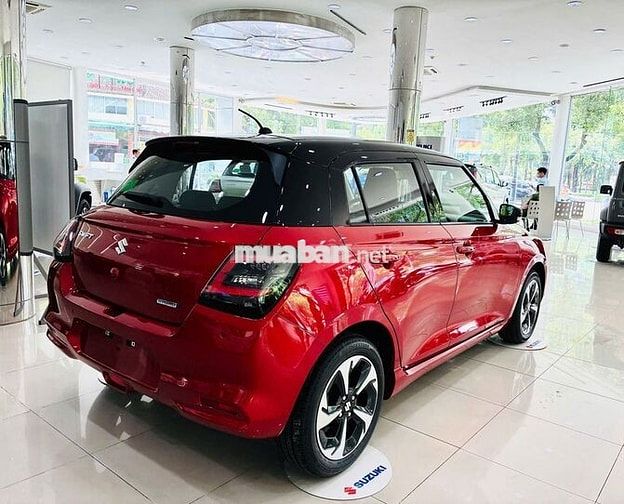 Suzuki Swift Hybrid Phiên bản mới 2025 Đỏ - Đen