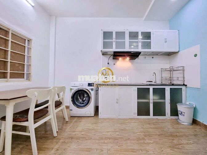 Căn hộ 1 phòng ngủ 50m2 full nội thất mặt tiền Lê Văn Sỹ - Q3