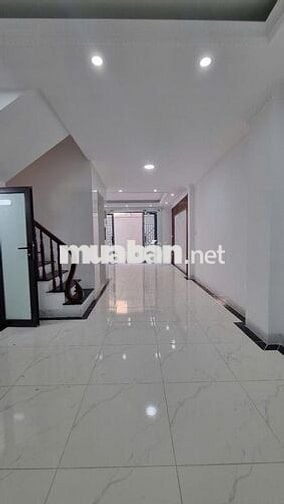 Căn Hộ Dịch Vụ-60M-6 Tầng Thang Máy-MT 5,5M-Võ Chí Công-Cầu Giấy-VIP