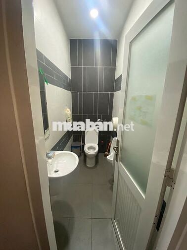 [QUẬN 1] Cho thuê văn phòng - studio 160M2 Tầng trệt + tầng 1