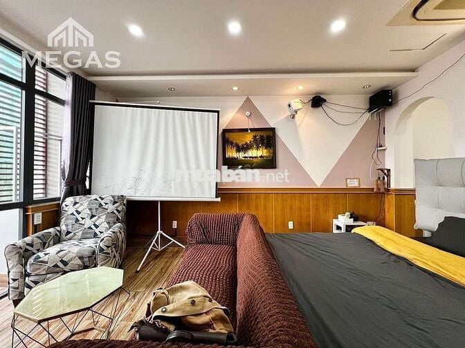 Ra mắt căn hộ cao cấp full nội thất tại trung tâm Q3 🏡🏡🏡