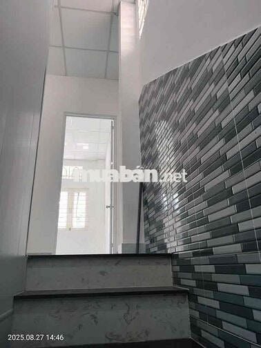 Chính chủ - HXH Lê Liễu - DT 3,5x10m 1 trệt 1 lầu 2pn 2wc cho thuê