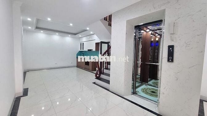Căn Hộ Dịch Vụ-60M-6 Tầng Thang Máy-MT 5,5M-Võ Chí Công-Cầu Giấy-VIP