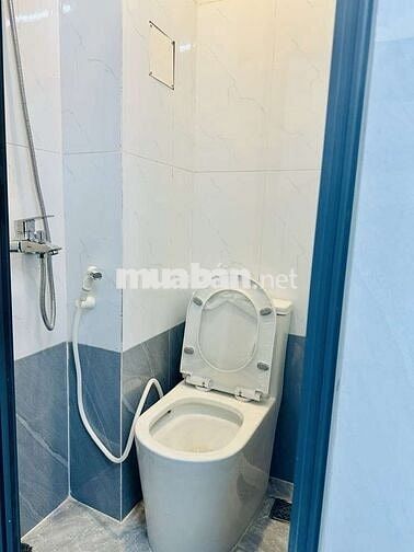 Bán Nhà Hot Tren , Lò Gốm , P8Q6 , siêu vip , đầy đủ công năng