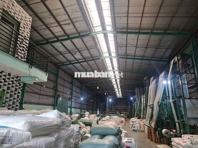XƯỞNG ĐẸP 1700m² ĐỨC HÒA - PCCC TỰ ĐỘNG, ĐƯỜNG CONTAINER, CHỈ 100TR/TH