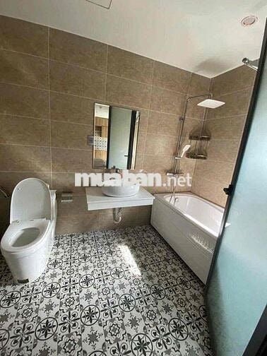 Cho thuê căn hộ Studio ngay trung tâm thành phố- Hồ Bơi