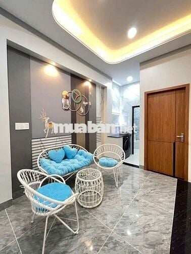 Nhà phố hoàn công kdc Phú Hồng Thịnh gần BigC và làng đại học quốc gia