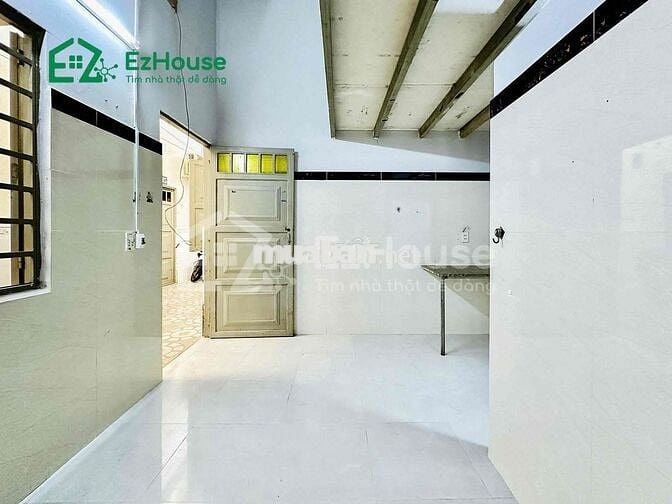 PHÒNG TRỌ GIÁ RẺ - GIỮA VHU VÀ HUIT - CẠNH CHỢ TÂN HƯƠNG