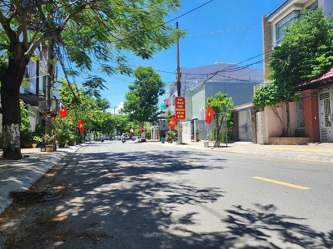 Bán nhà 2 tầng 2 mê đường Phan Bá Phiến- Sơn Trà- Đà Nẵng- gần biển