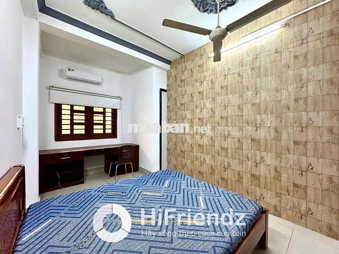 Phòng ngủ tách bếp bancol full nội thất mới nằm mặt đường đỗ ngọc than