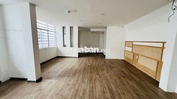 TOÀ NHÀ ỐP KÍNH GÓC 2 MẶT TIỀN NGUYỄN VĂN NGUYỄN, TÂN ĐỊNH, QUẬN 1