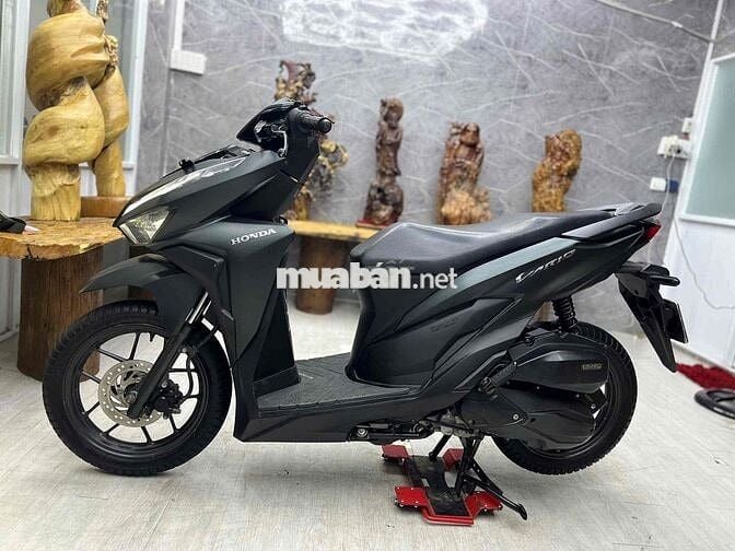 👉Vario 125cc chính chủ 2021 bstp máy bao zin