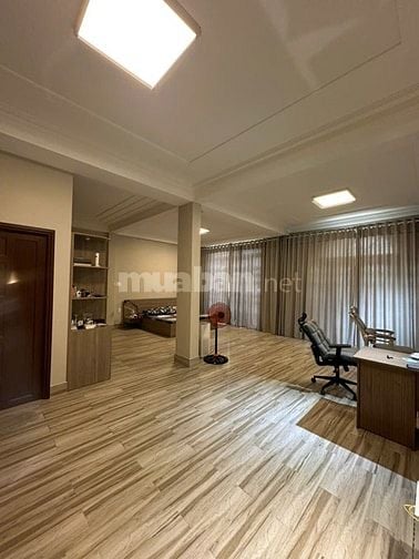 CẦN BÁN Biệt Thự Cao Cấp đường Trần Thị Ngôi F4Q8 