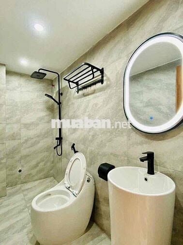 Bán Nhà 3.95x17. hẻm 6m. 3 phòng ngủ. 3wc. chỉ 6.35tỷ