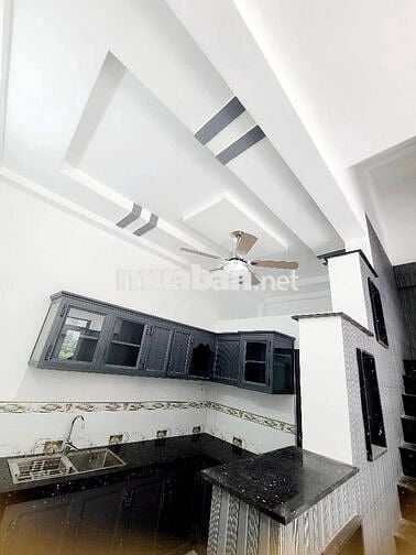 CÁCH MẶT TIỀN 30M - HXH - NHÀ MỚI 4 TẦNG - SHR HOÀN CÔNG ĐỦ - KO QH