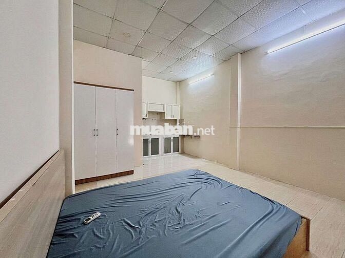 Studio rộng 30m2, Đầy Đủ Nội Thất, Trống Sẵn Có Thể Ở Liền.