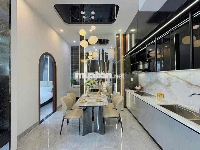 Sập Hầm Chủ Cần Bán Gấp nhà 3 Tầng mới xây ở Tô Hiệu