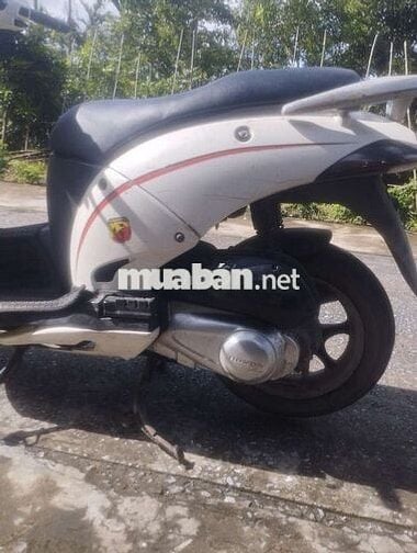 Xe máy Honda @ máy chạy êm bốc