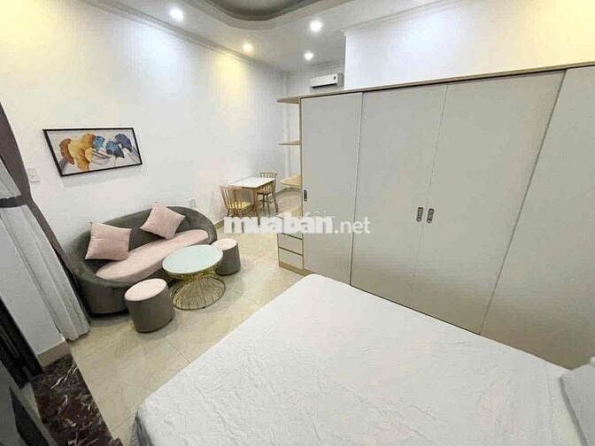 Căn hộ tách bếp, full nội thất mới, ngay Nguyễn Kiệm gần Q1