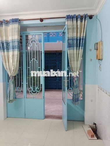 Thuê nhà 10 triệu hoàng diệu 20 thước quận 4 phường 8 106/1 Lô F