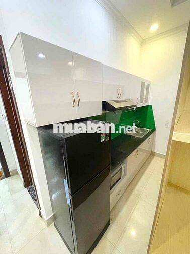 Căn hộ tách bếp, full nội thất mới, ngay Nguyễn Kiệm gần Q1