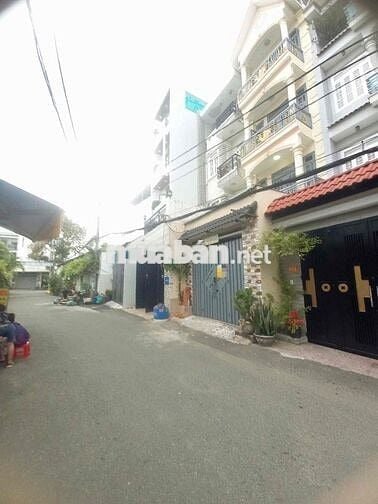 Nhà 1/ Nguyễn Ảnh Thủ . Tân Chánh Hiệp. Quận 12. 1 trệt 3 lầu