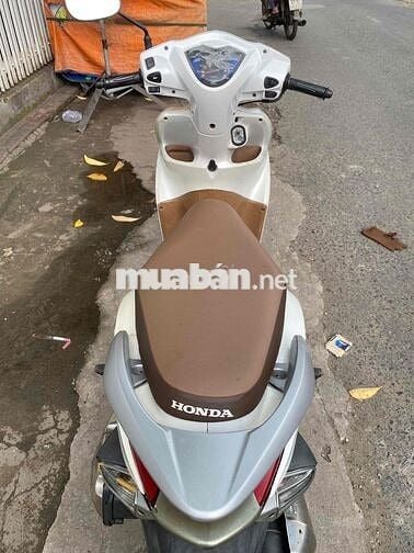 Xe nguyên zin mình cần bán. áo keo