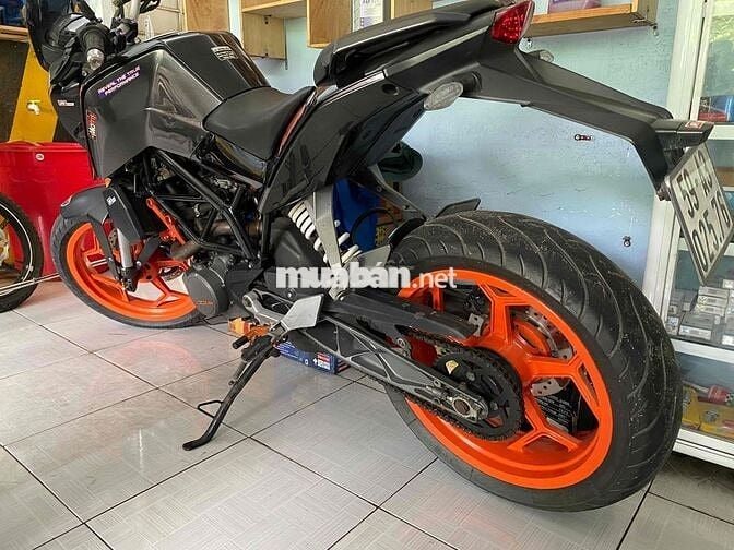 Duke 200 rất bóc