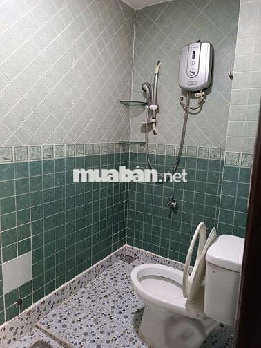 Cực Vip Hẻm xe tải Phan Đăng Lưu, 5 lầu, 3 PN, 4WC chỉ 17,5 Triệu.