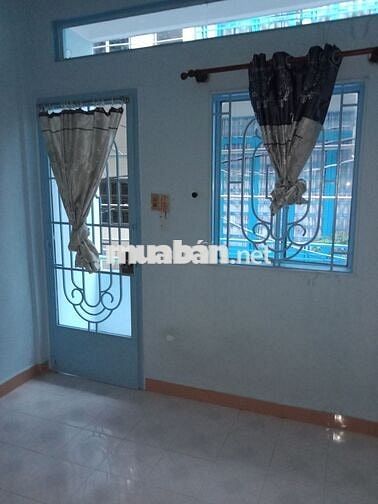Thuê nhà 10 triệu hoàng diệu 20 thước quận 4 phường 8 106/1 Lô F