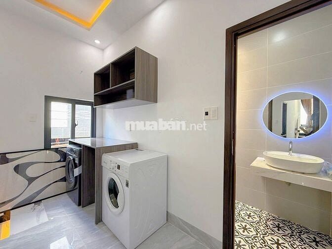 chốt ngay căn nhà riêng,DTS70M2/ 2TY1,SHR,Hồ Văn Long,Bình Tân,hẻm oto