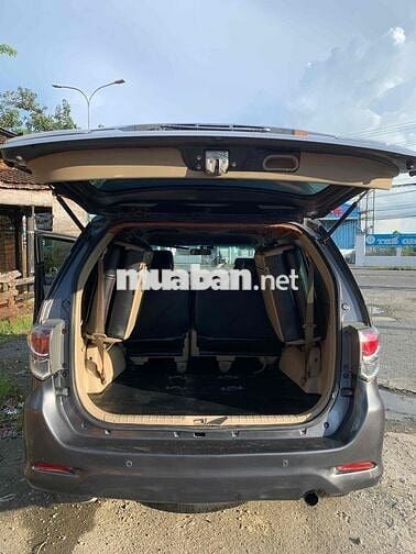Toyota Fortuner 2015 2.5G 4x2 - 110000 km