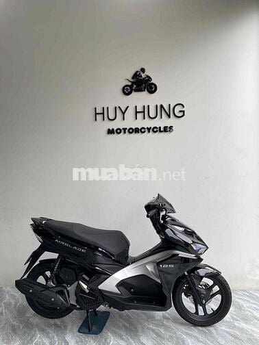 ab 2019 đen bạc