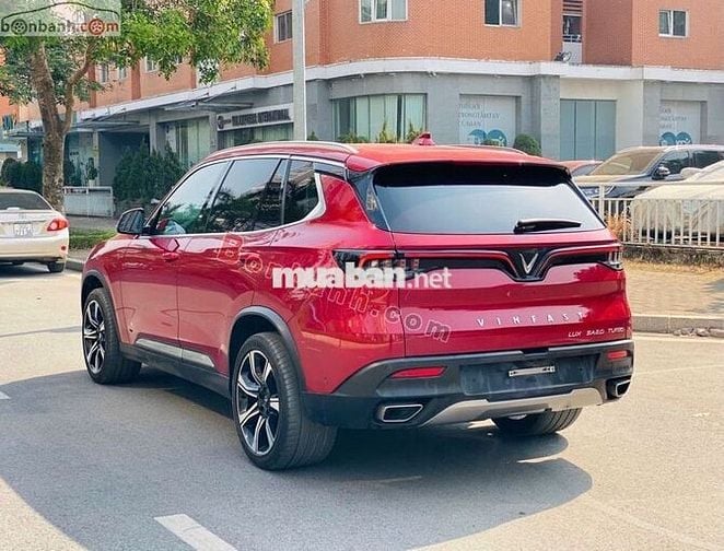 Vinfast Lux SA 2.0 Premium sx 2019