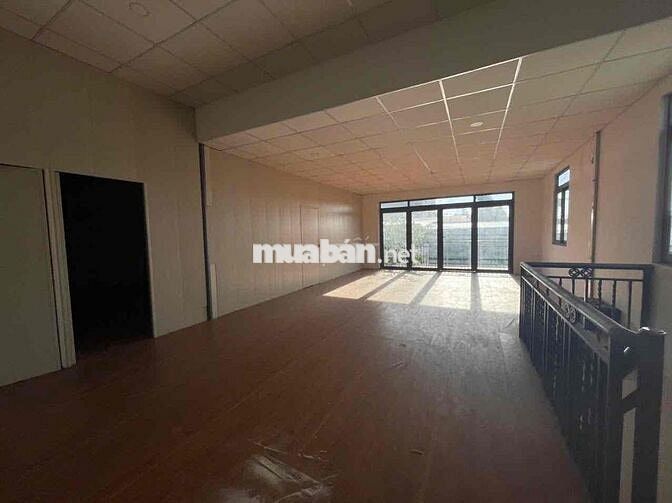 Nhà thuê mặt tiền KD Phan Bội Châu giao Trần Phú