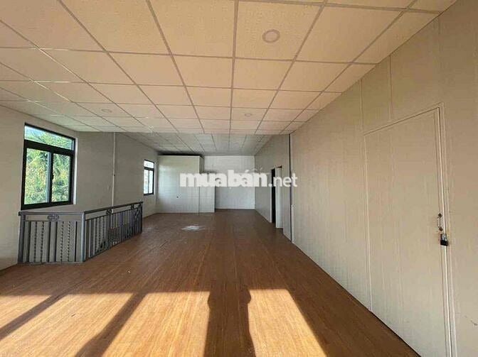 Nhà thuê mặt tiền KD Phan Bội Châu giao Trần Phú