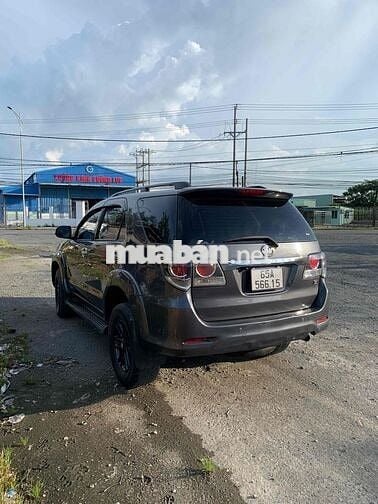 Toyota Fortuner 2015 2.5G 4x2 - 110000 km