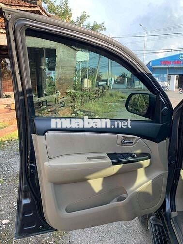 Toyota Fortuner 2015 2.5G 4x2 - 110000 km