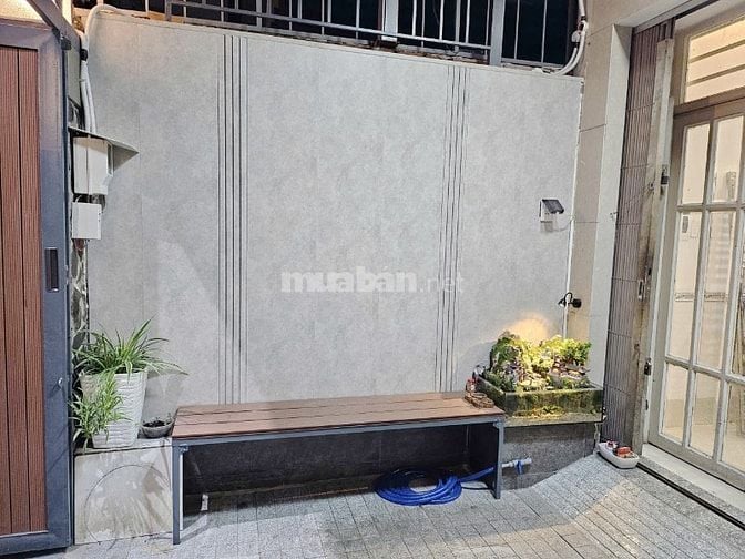 Cho Thuê Mặt Bằng đường Nguyển Thượng Hiền GV giáp ranh Bình Thạnh